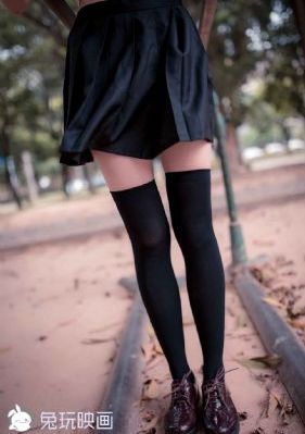 女同桌用手揉我的jiji