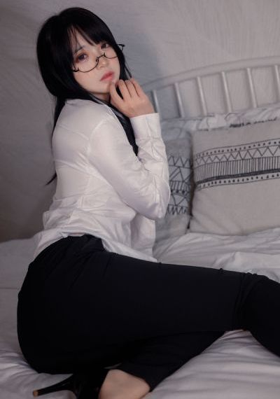 山中艳谭