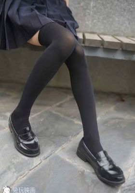 年轻的女学生5
