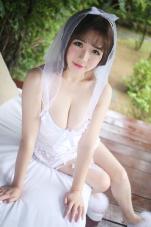 石原莉奈为了老了公和老头出
