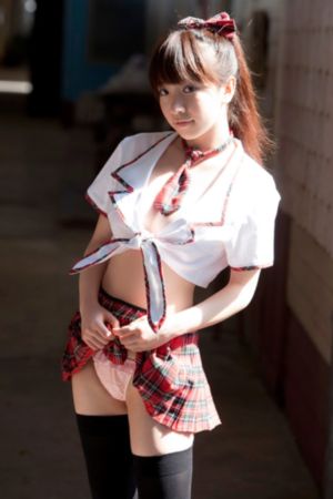 只是爱着你