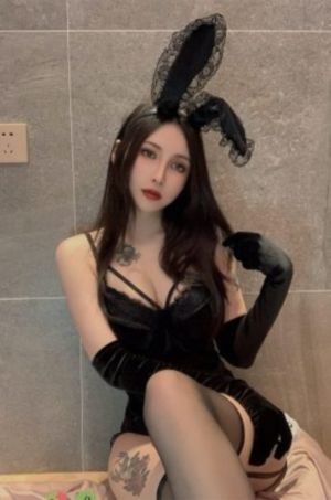 后宫露宿