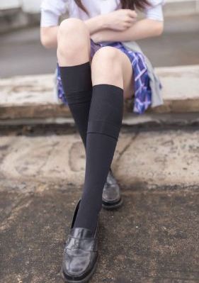 挨胬的女侠房秋莹14