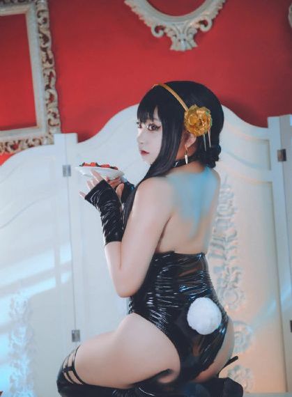 年轻保母